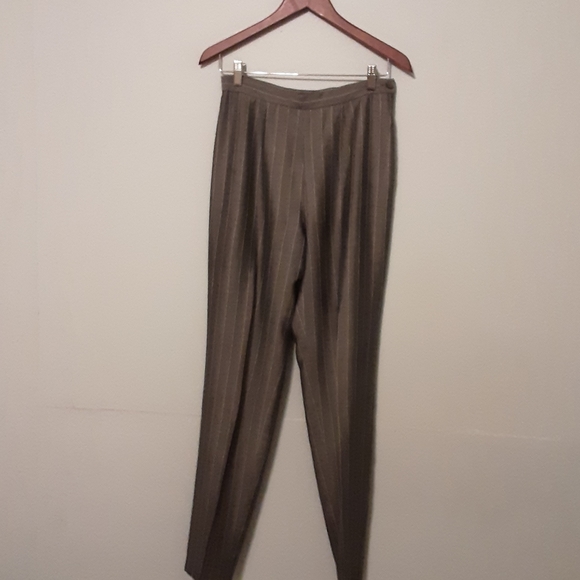 Pantsuit - Picture 2 of 3